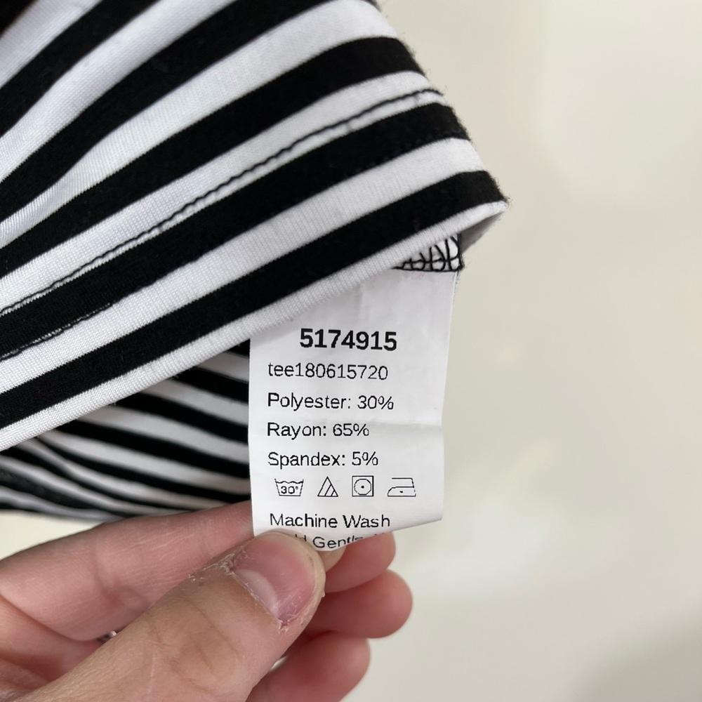 Shein Print Colorblock Strip Black Yellow Short Sleeve Tee - Picture 4 of 5